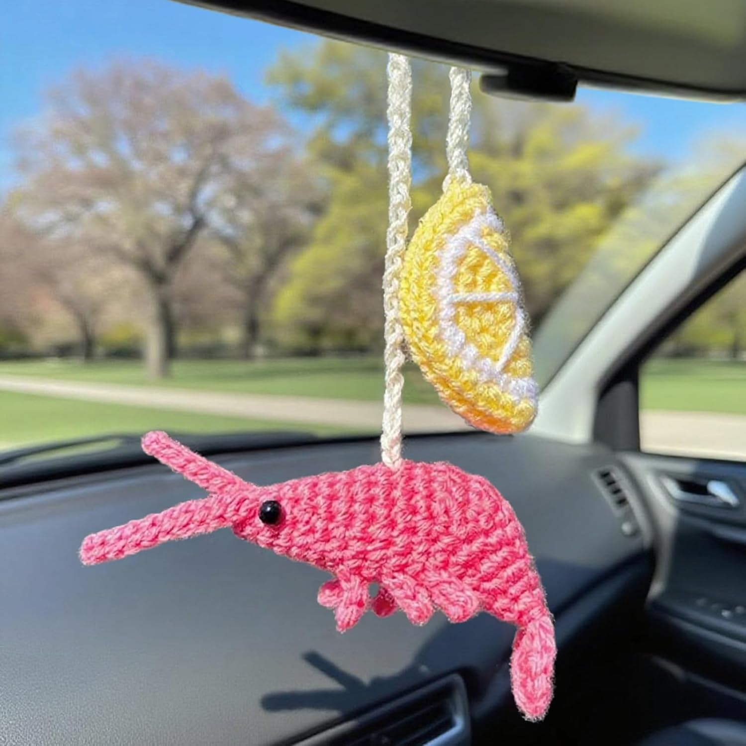 Cute Crochet Frog Car Decor,Car Hanging Accessories for Rear View Mirror,Boho Positive Animals Charm,Hand-Made Kitchen Office Ornament, Funny Interior Aesthetic Pendant for Women (Green)