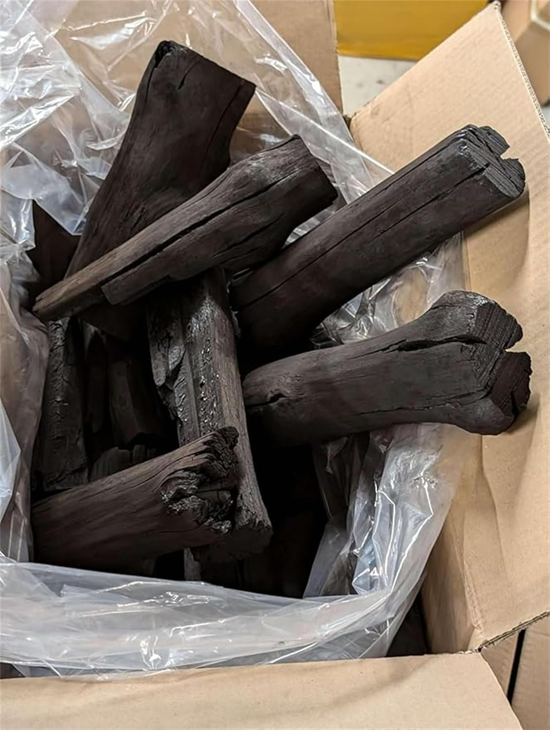 RRMMAN BBQ Hardwood Lump Charcoal Premium Restaurant Grade 2.5Kg Box - High Carbon - High Heat,Fireplace Decoration Logs,Premium Hardwood High-Grade for BBQ image number 3