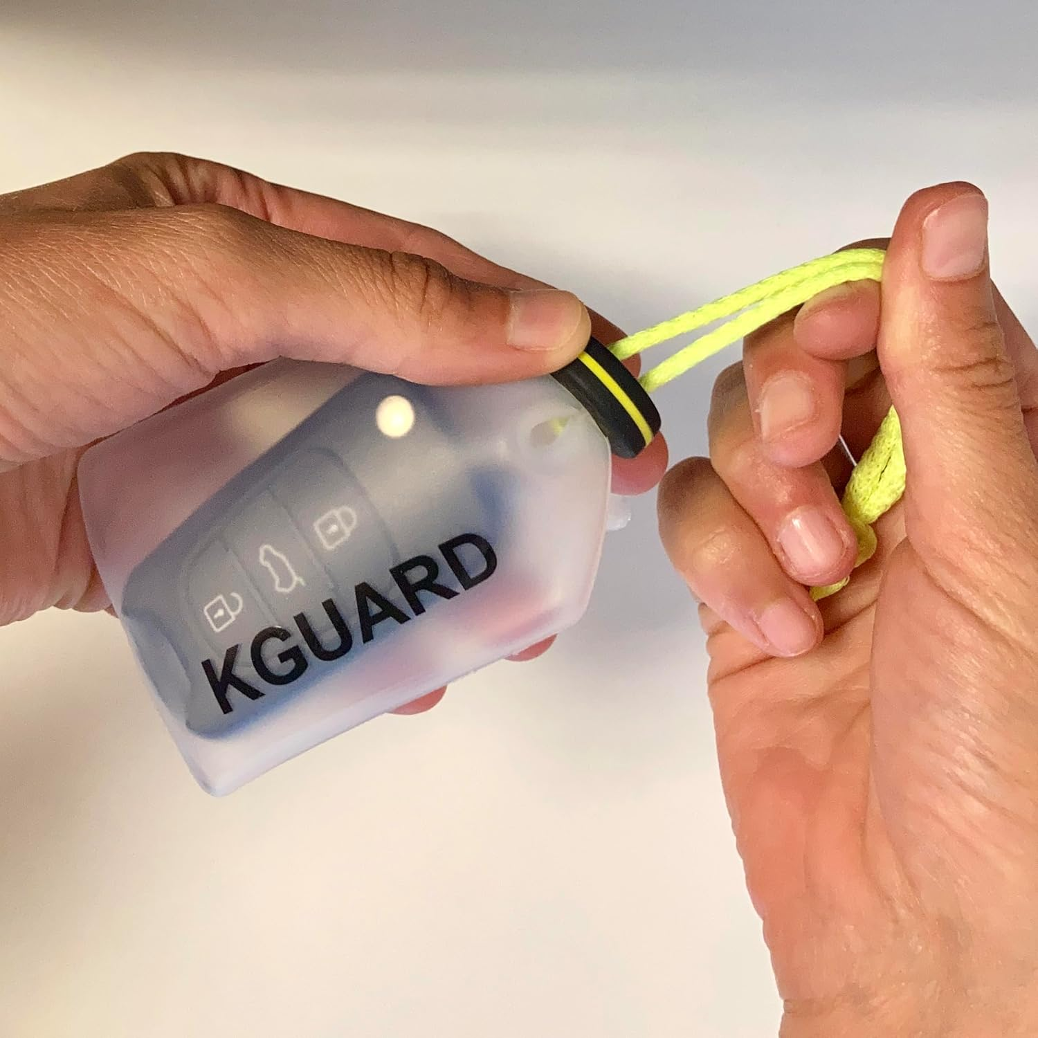 KGUARD Compact, Waterproof and Watertight Key Pouch for the Electronic Car Key. Certified (IPX8). Designed for Water Sports (Surfing, Sup, Kitesurfing, Windsurfing, Foil, Swimming...) image number 5