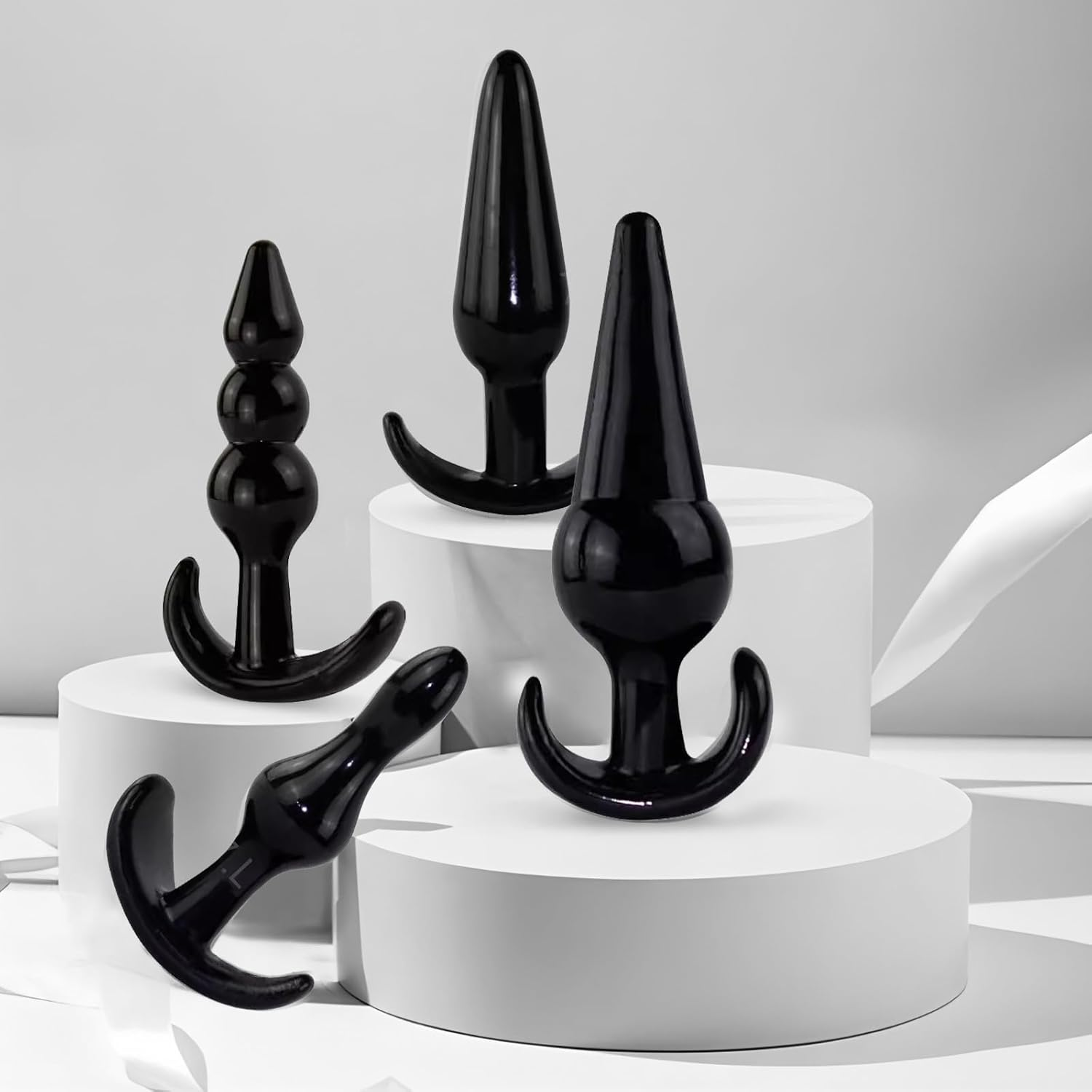 Mineens Anal Training Kit with 4 Silicone Butt Plugs - Graduated Sizes for Beginners and Advanced Users, Prostate Massager for Men and Women Sex Toy (Black)