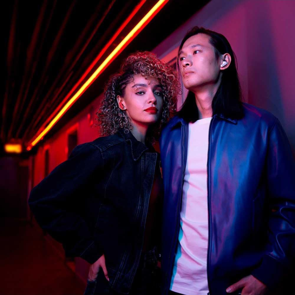 Urbanista Atlanta Wireless Earbud, Scarlet Red image number 5