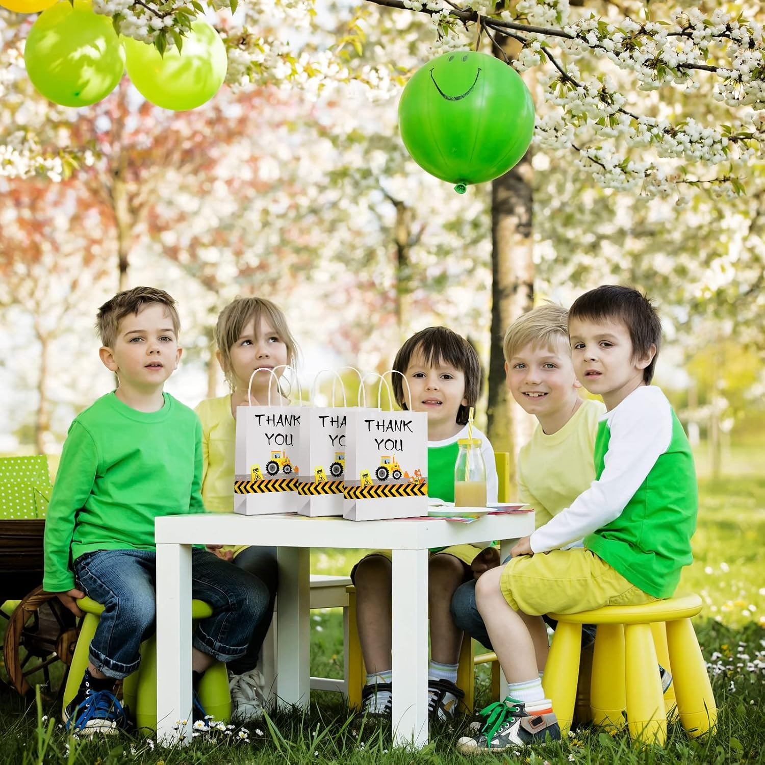 Outus 12 Pieces Construction Party Favors Bags Truck Themed Candy Goodie Bags for Birthday Themed Party Supplies Decorations, 8.3 X 6.3 X 3.1 Inches(White) image number 2