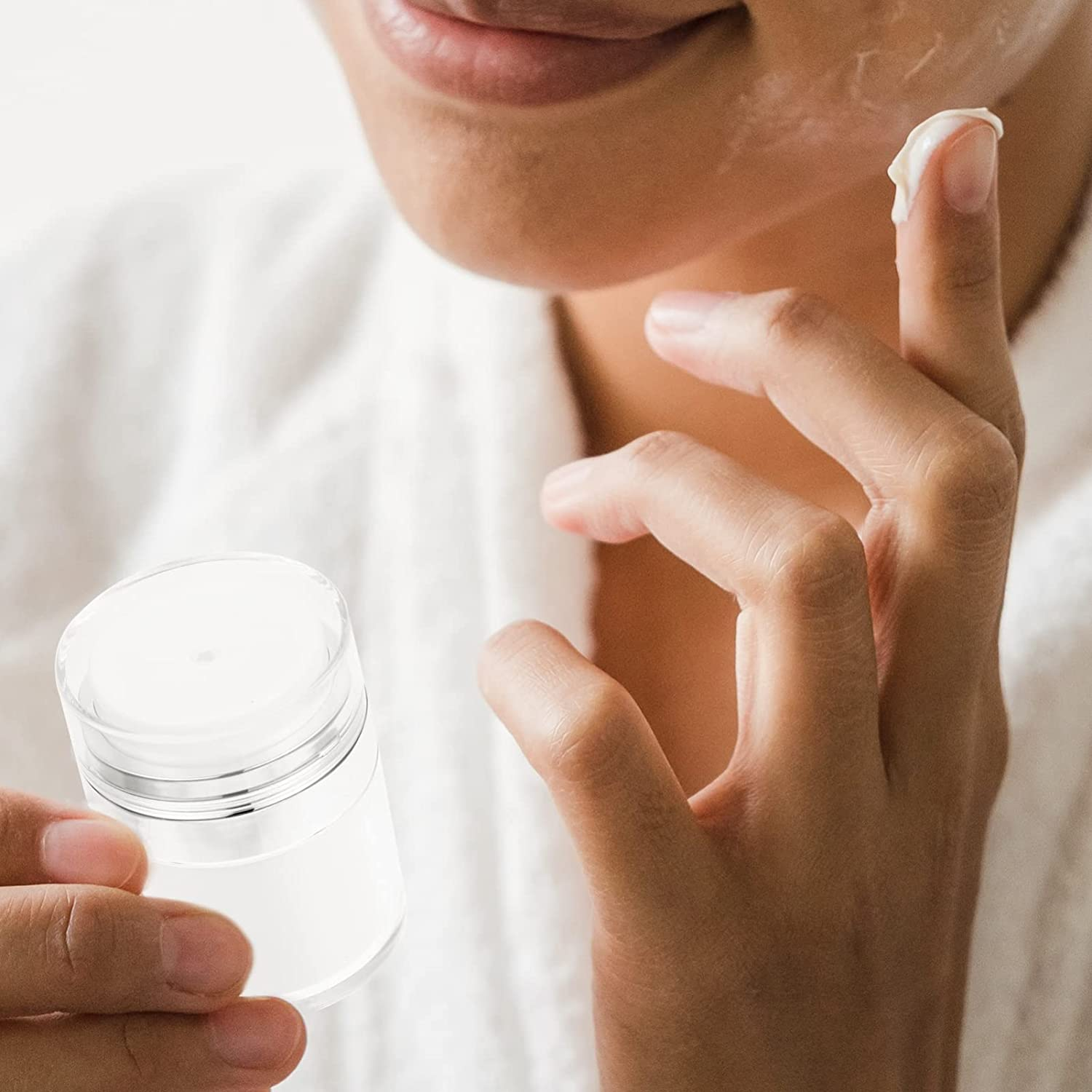 Lurrose Travel Skincare Containers 2Pcs Airless Pump Jars Lotion Dispenser with Pump Acrylic Airless Cosmetic Container for Toiletries Moisturizer Cream, 30Ml Vacuum Container image number 6