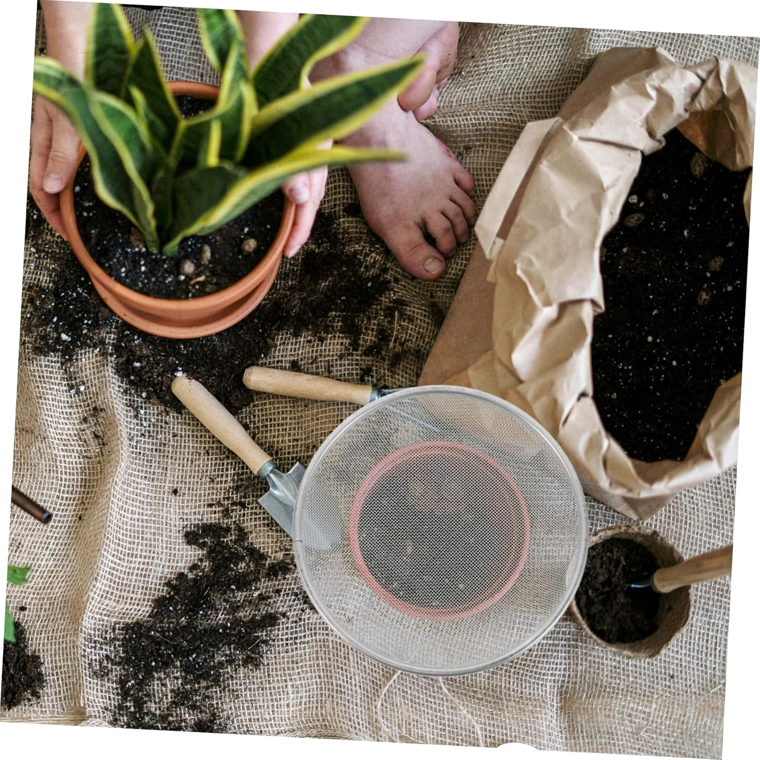 Yardenfun Compost Sifter Garden Sieve Soil Sifter Sandstone Sieve Tool for Bucket Gardening Gloves image number 1