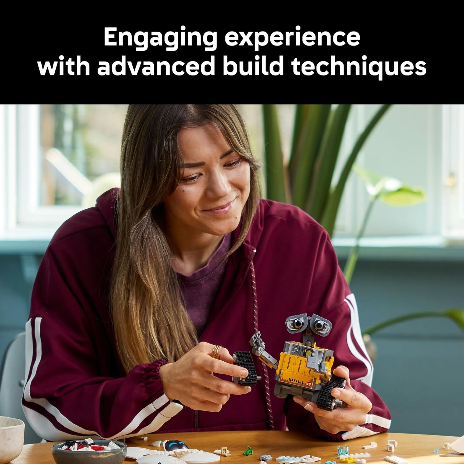 LEGO&reg; ǀ Disney and Pixar Wall-E and EVE 43279 Animated Film Fantasy Buildable Kit, Fun Couples&rsquo; Activity for Date Night, Makes a Creative Toy-Giving Idea for Adult Building Fans of the Characters image number 3