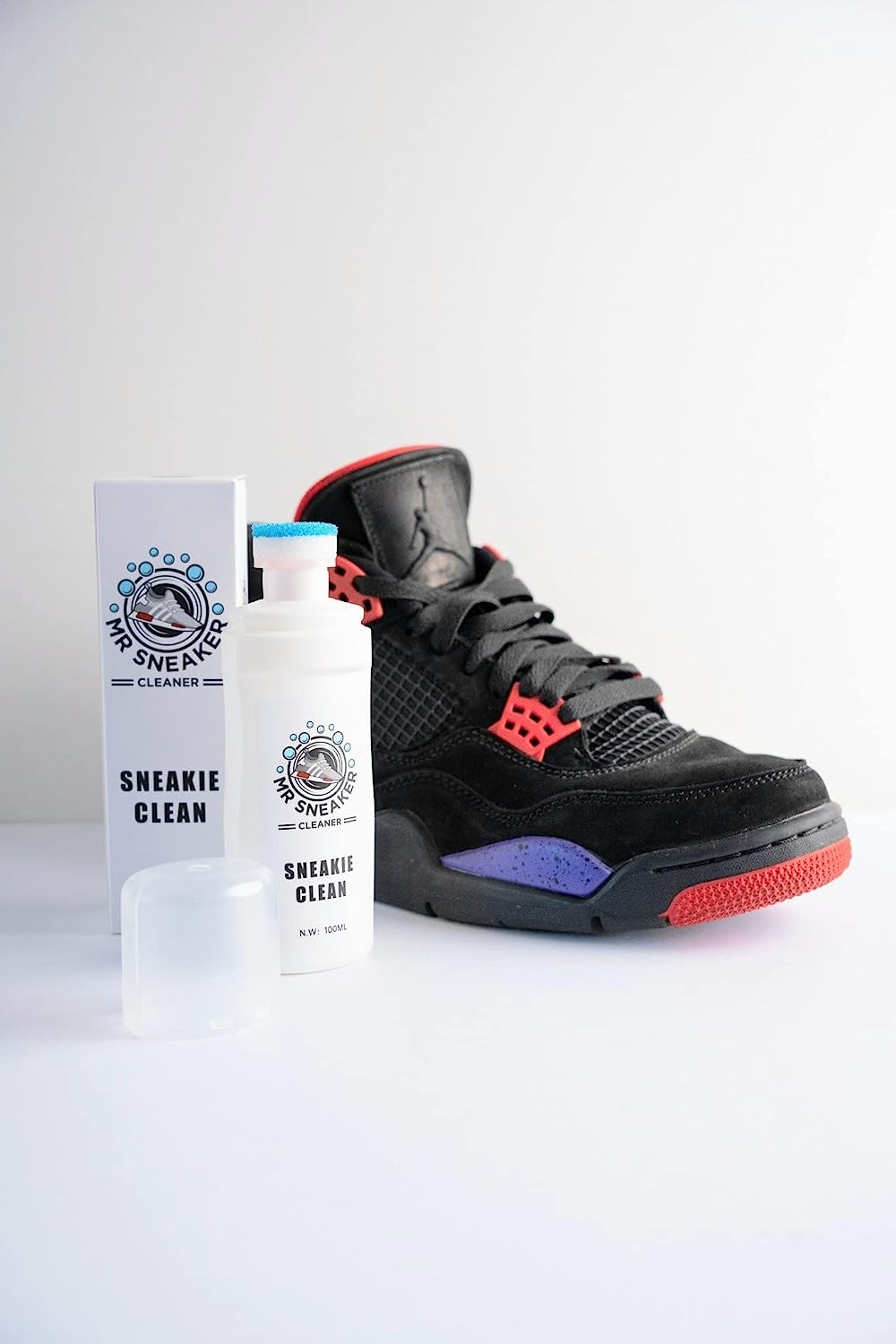 Mr Sneaker Cleaner - Professional Sneaker Cleaner Formula - Removes All Kind of Stains and Dirt from Shoes