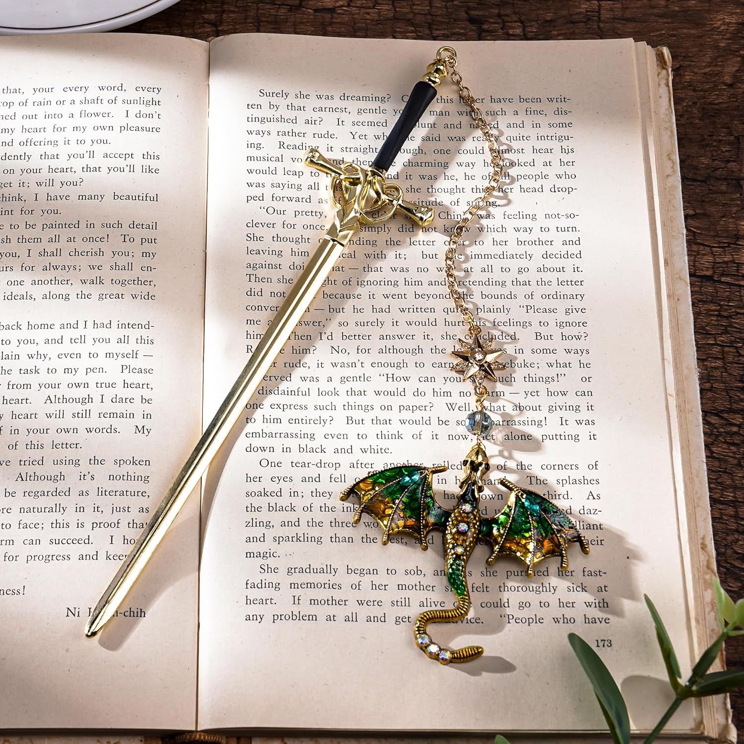 Fantasy Dragon Sward Bookmark - Cool Fourth Wing Page Marker Unique Personalized Tassel Metal Pendant Antique Gold Green Bookmarks Reading Gift Men Birthday Teacher Friend Thank Christmas - Antique Silver Blue image number 5