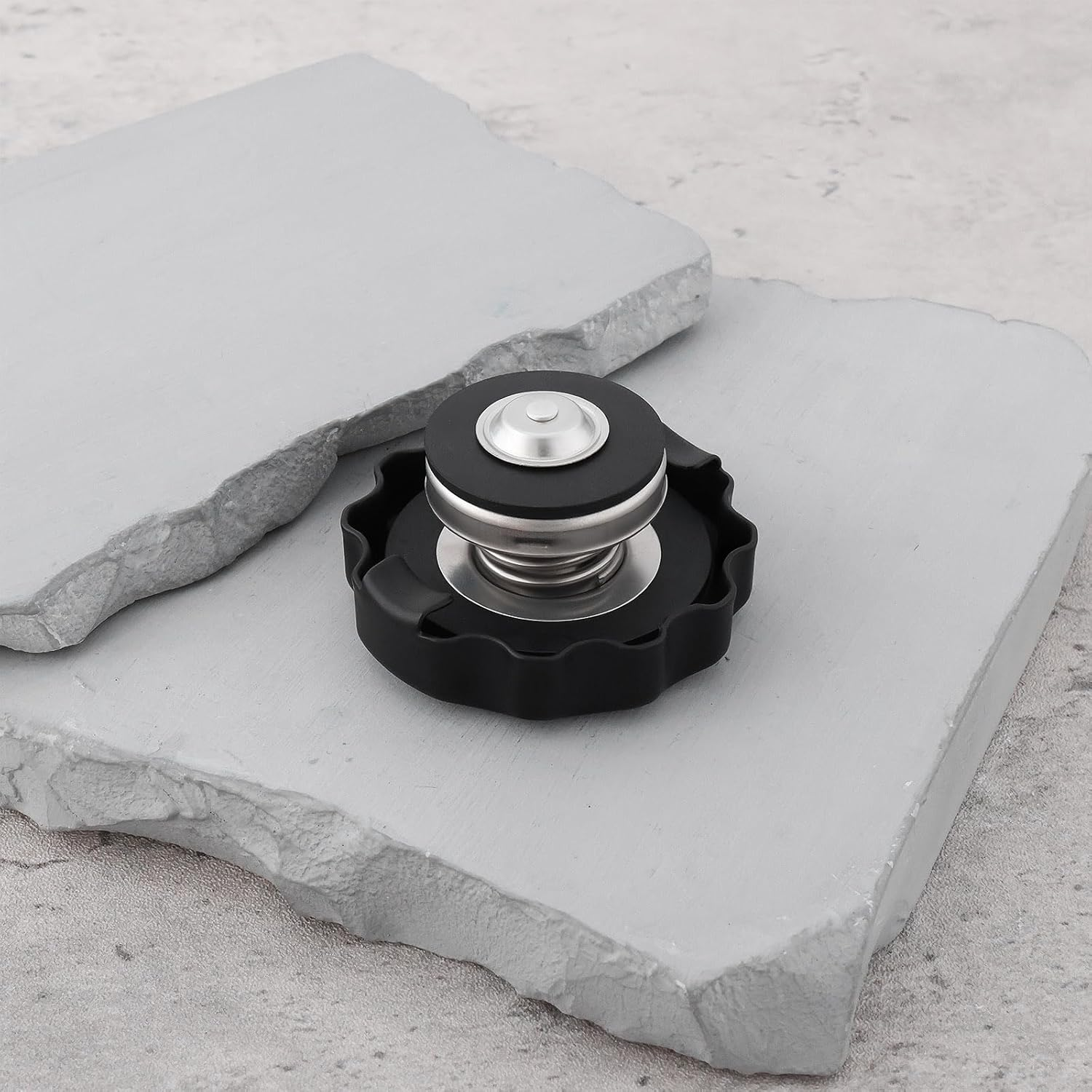 Motorcycle Radiator Cap Cover 19045-MY3-621 1.1 Bar Compatible with Honda VT VF GL ST Model Motorcycle