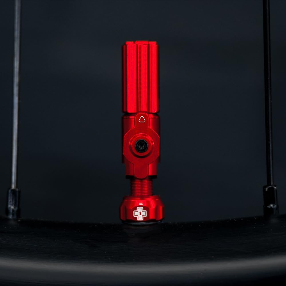Muc-Off Big Bore Hybrid Tubeless Valves, Red 45Mm - Precision Engineered Dust Caps for Bikes with Revolutionary Airflow Technology - Schrader Valve Caps for Tubeless Mtb/Road/Gravel Bikes image number 5