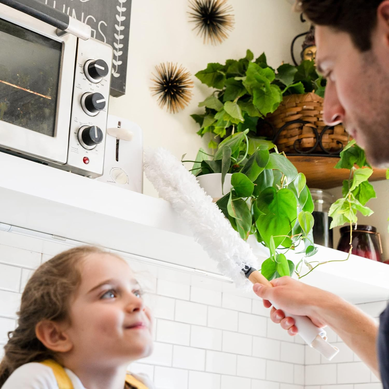 Full Circle Dust Whisperer Washable Microfiber Duster with Replaceable Head - Bendable | Machine Washable and Reusable | Ideal for Bookshelves, Blinds, Ceiling Fans, and More | White image number 3