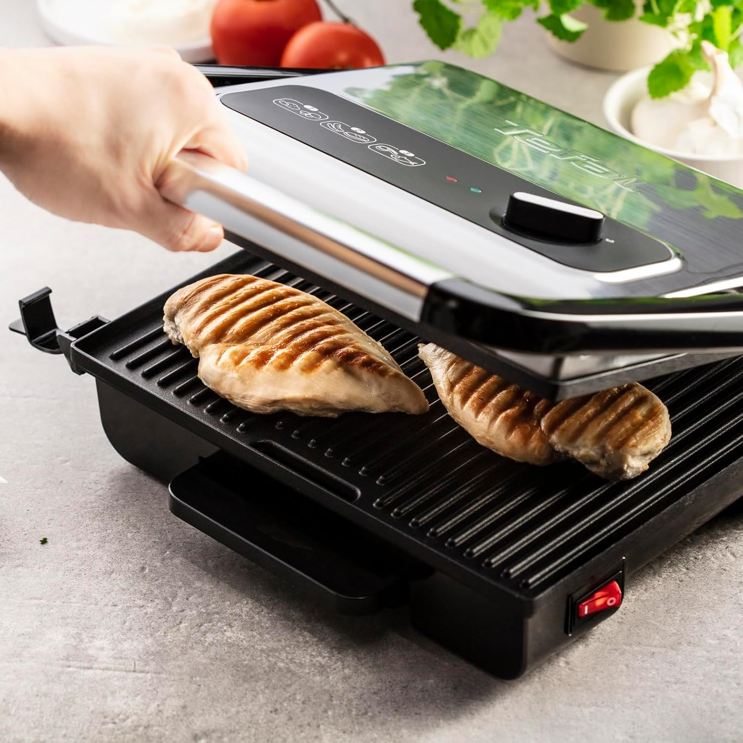 Tefal, Inicio Adjust Panini Grill, GC242D, Grilling, Adjustable Thermostat, 3 Programs, Easy to Clean, Dishwasher Safe Juice Tray image number 3