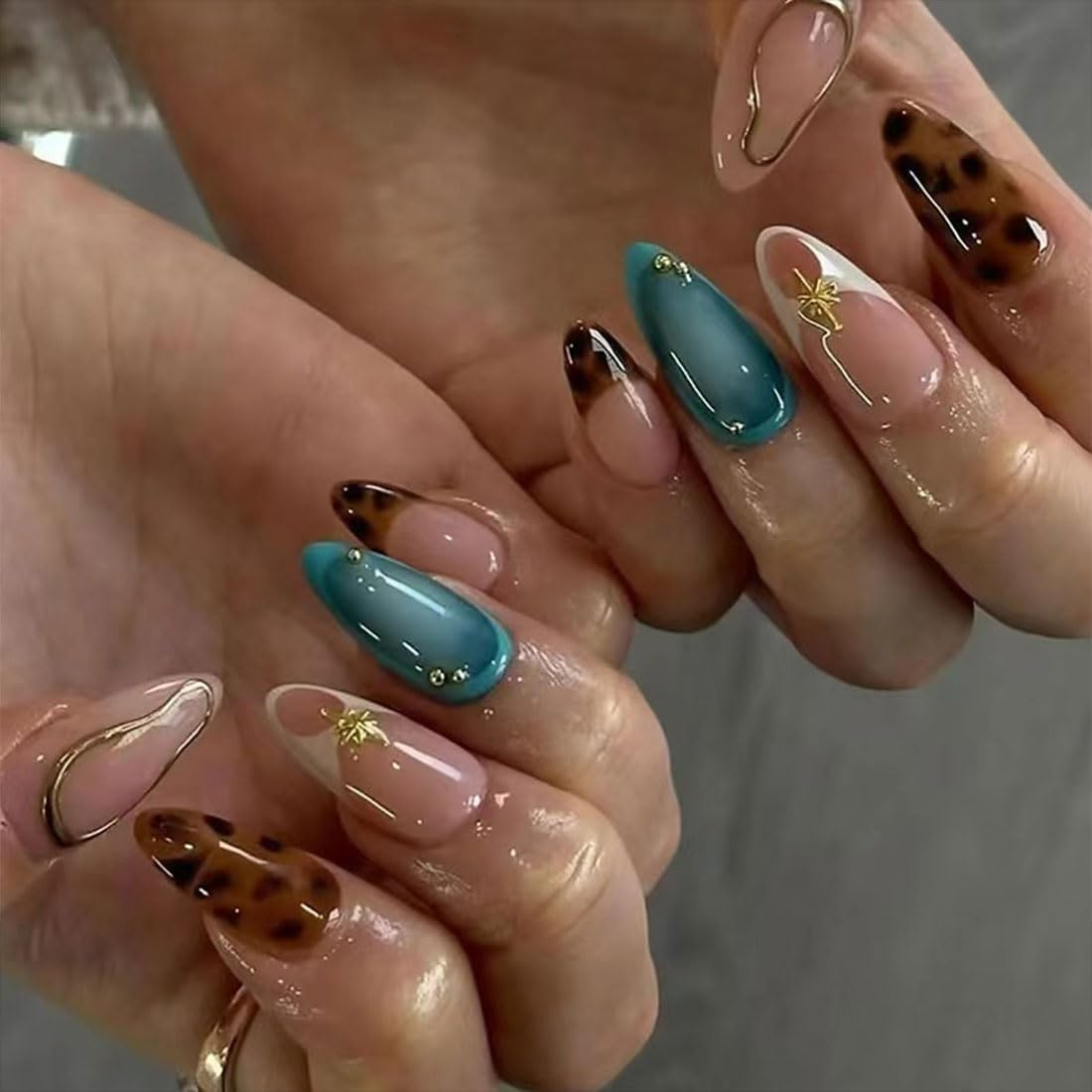 Leopard Print Press on Nails Medium Almond,Retro Style False Nails with 3D Irregular Lines Design,Unique French Fake Nails,24Pcs Brown Blue Acrylic Nails for Women