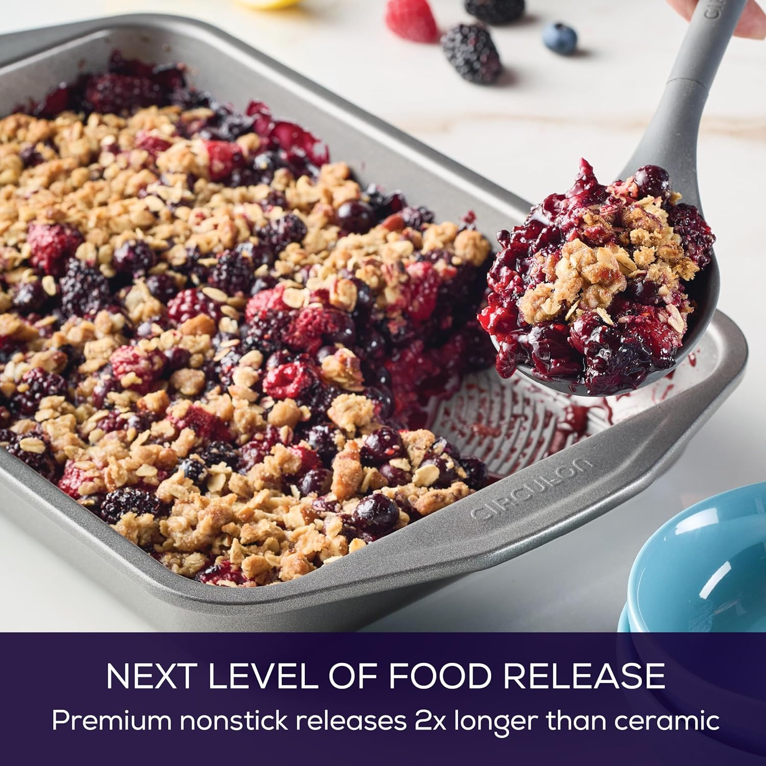 Circulon Nonstick Bakeware 9-Inch-By-13-Inch Rectangular Cake Pan with Lid