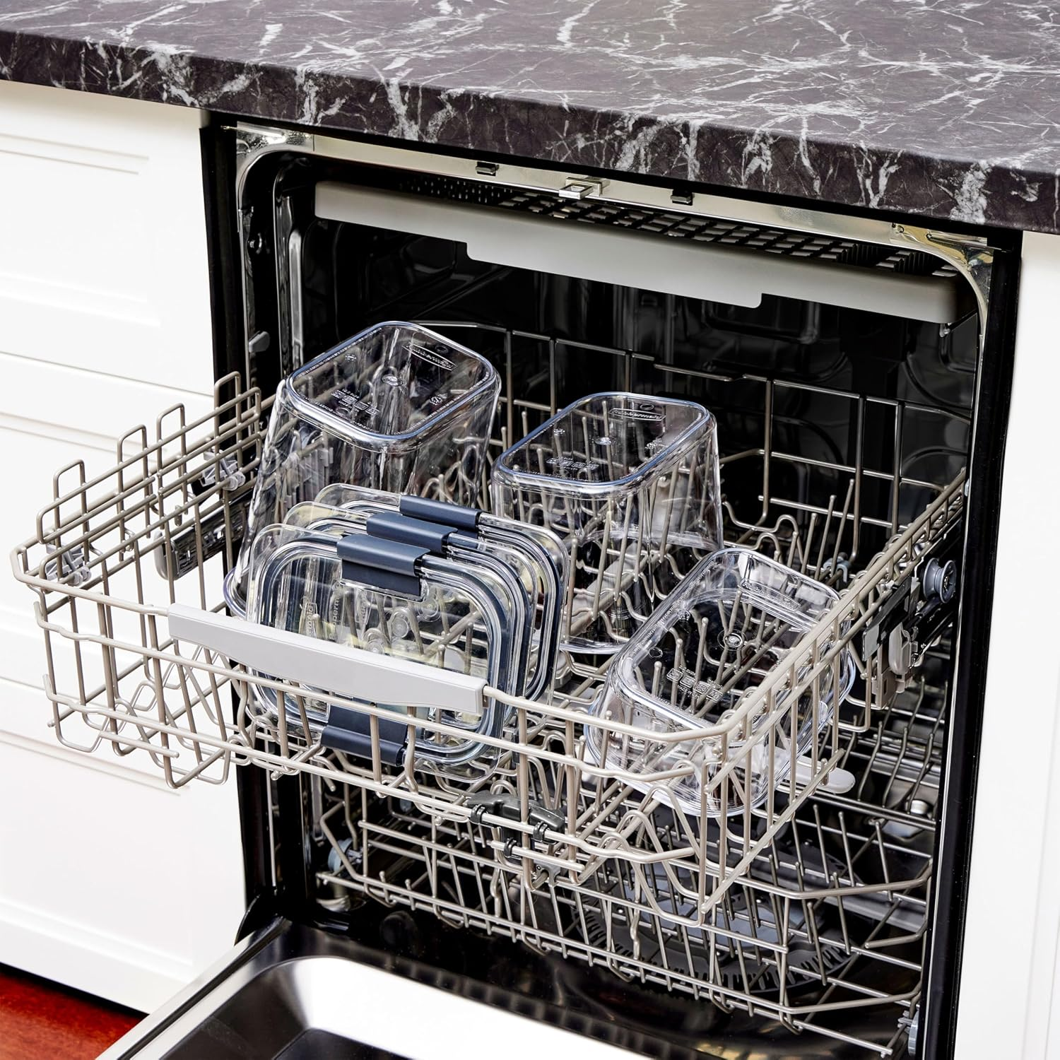 Rubbermaid Brilliance BPA Free Airtight Food Storage Containers with Lids, Set of 4 (4.7 Cup) Ideal for Lunch, Meal Prep, and Leftovers image number 2