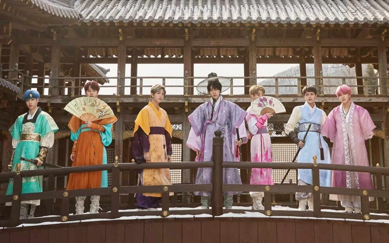 INGDOM History of Kingdom : Part IV Dann 4Th Mini Album Random Version Cd+72P Photobook+6P Calendar+1P Photocard+Tracking Sealed image number 3