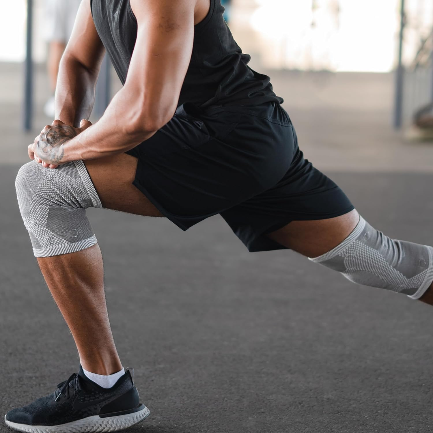 Magnetrx&reg; Magnetic Therapy Knee Compression Sleeve - (2-Pack) Knee Support with Magnets for Knee Pain & Recovery - Magnet Therapy Knee Brace Support (Medium) image number 2