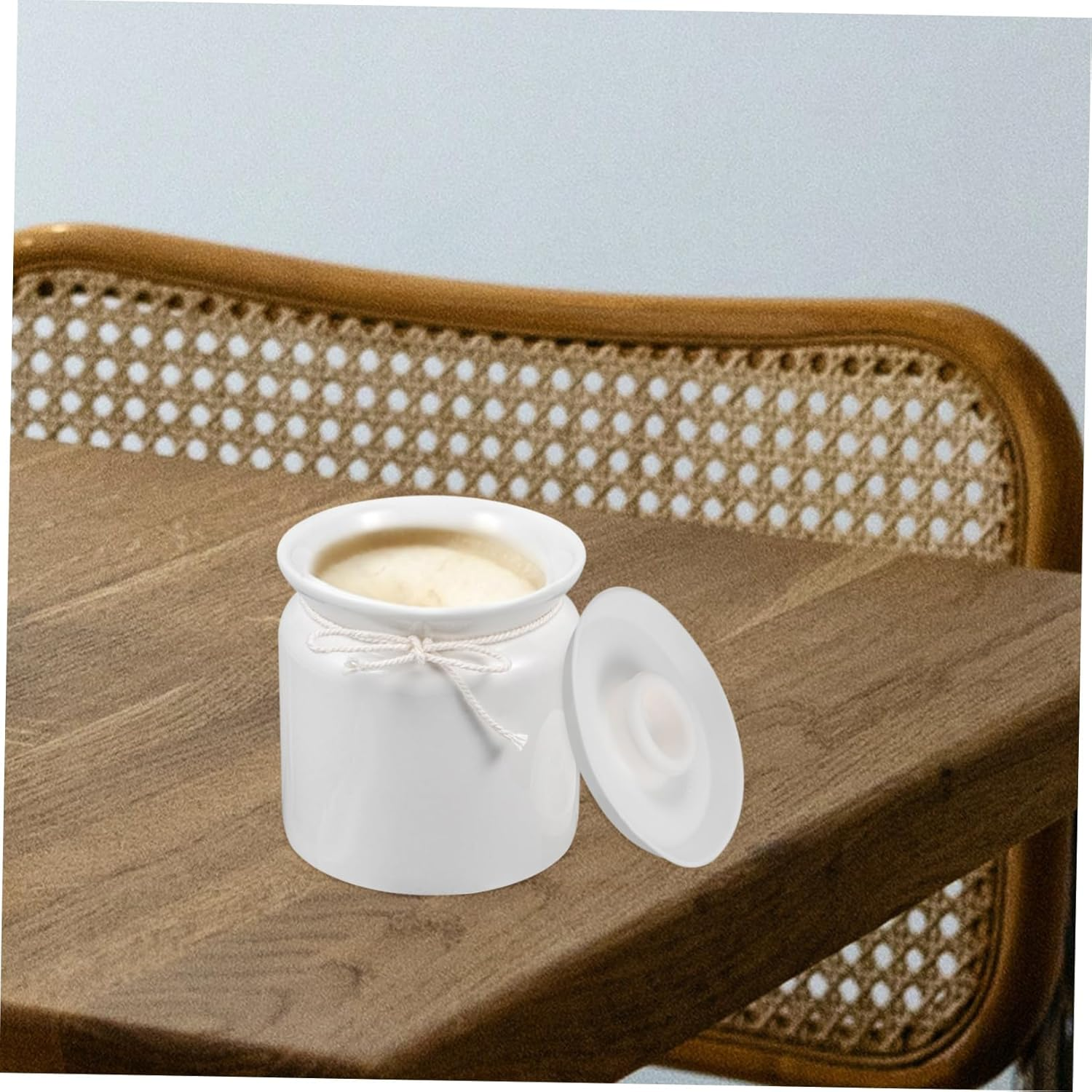 Hoement Ceramic Condiment Jar Airtight Spice Storage Holder for Tea Sugar Salt and Seasoning Elegant Kitchen Organizer for Home Restaurant Shop and Dining Room image number 4