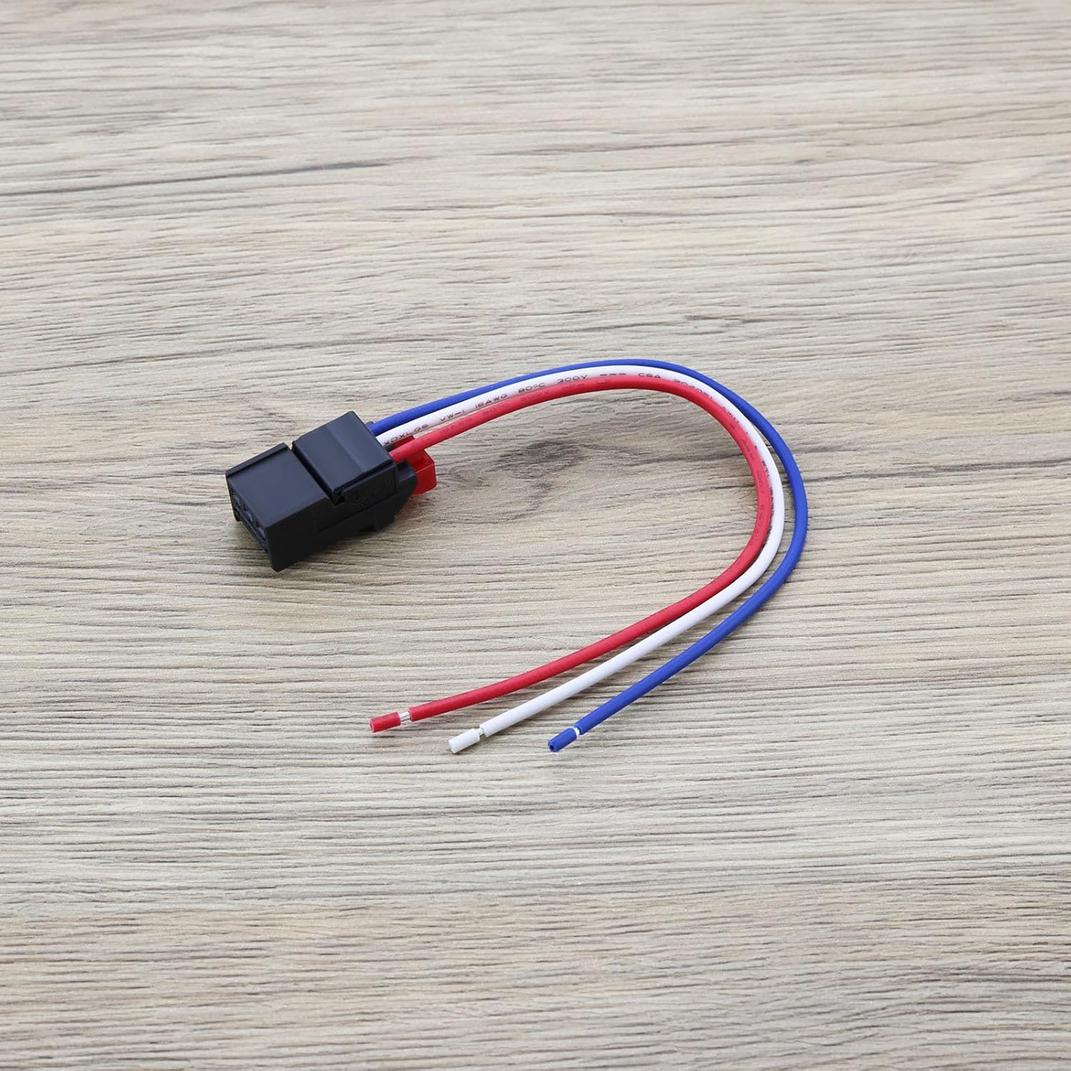 VGOL 1PC Car Tail Light Wiring Harness Connector 3 Pin Rear Tail Light Harnesss 7N0972703 Automotive Taillight Wire Connector Plug Compatible with VW image number 3