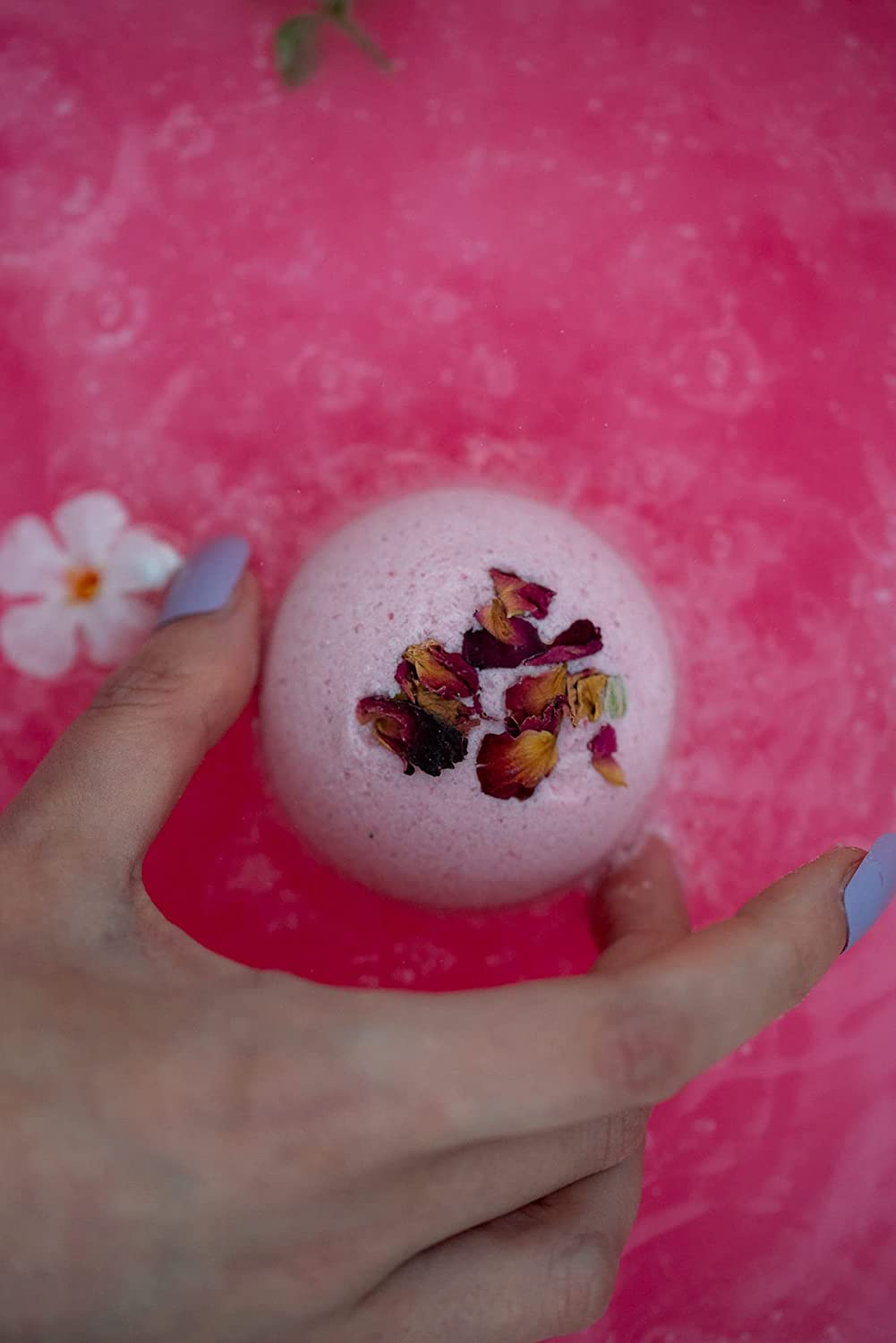 Pangolin House 9 Organic and Natural Bath Bomb Gift Set. Australian Handmade Fizzies for Bubble Bath. Rich in Essential Oil, Shea Butter, Jojoba Oil to Moisturise Dry Skin. Idea for Women. image number 1