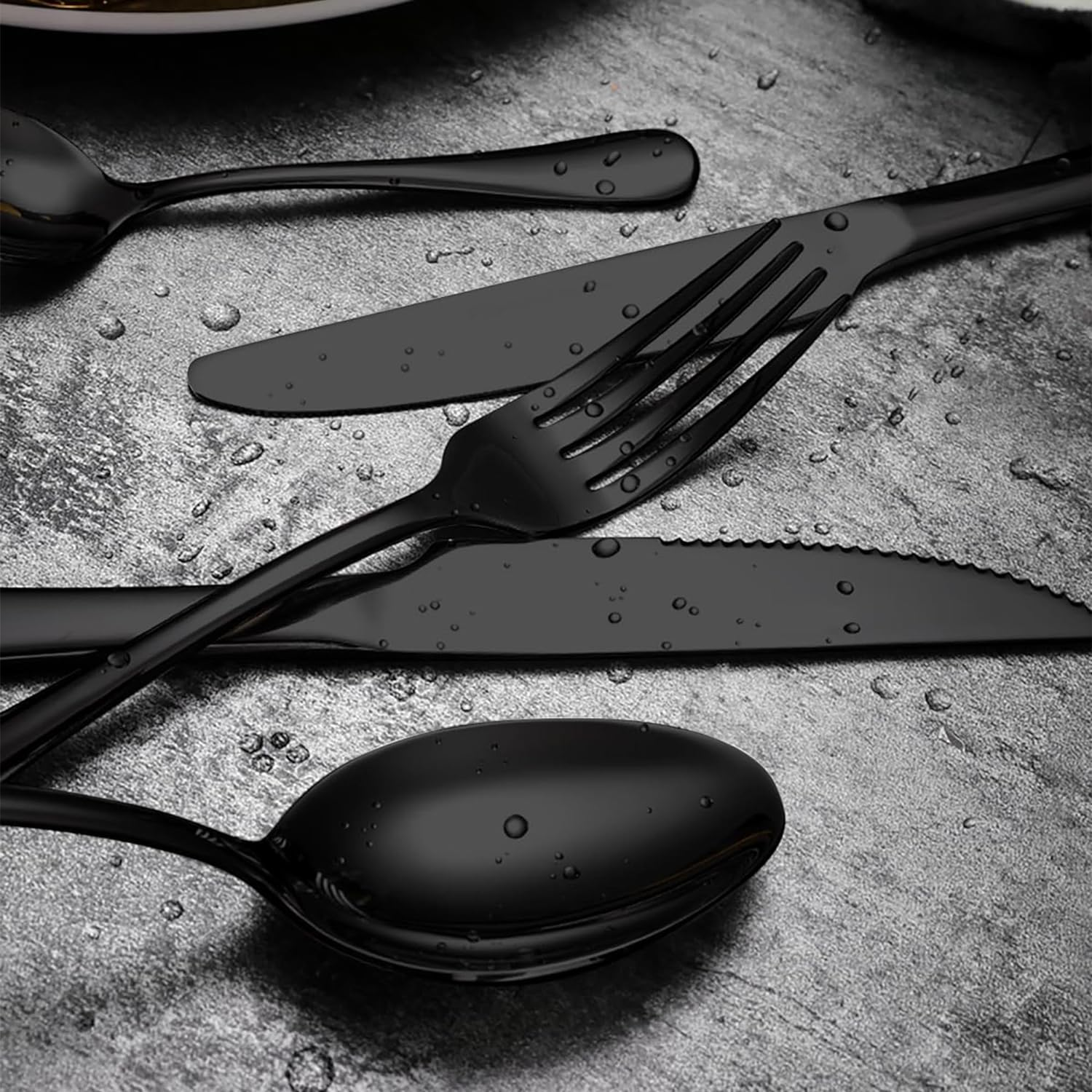 SHEUMNT 24-Piece Black Silverware Set with Steak Knives, Stainless Steel Cutlery Set, Food Grade Flatware Set Service for 4, Mirror Polished Tableware for Home Restaurant