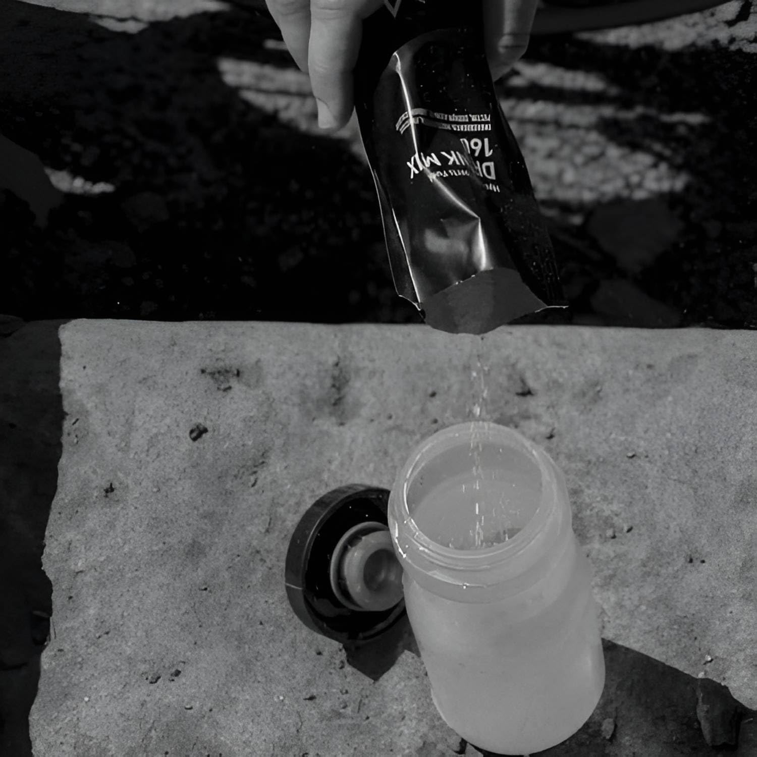 Maurten Drink Mix 160 Box of 18 Servings image number 6