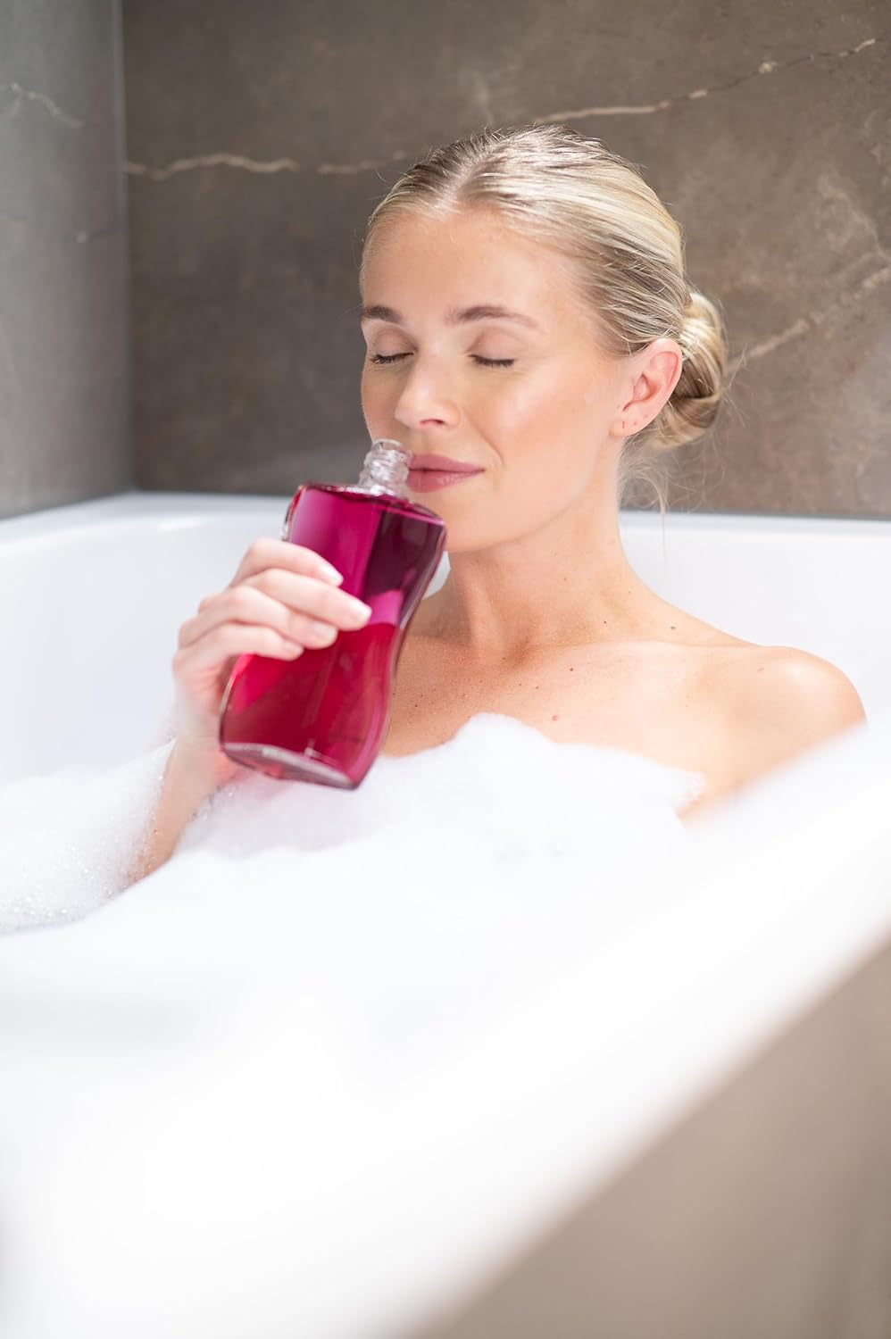 Fenjal Oil & Foam Care Bath - 200 Ml, Vegan Cream Bath with Avocado Oil and Shea Butter, Normal to Very Dry Skin - Intensive image number 1