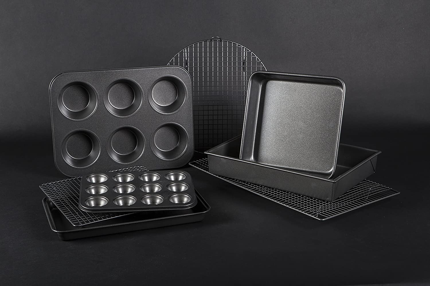 MASTERPRO MPHB17 Muffin Cupcake Pan, Carbon Steel/Black image number 1