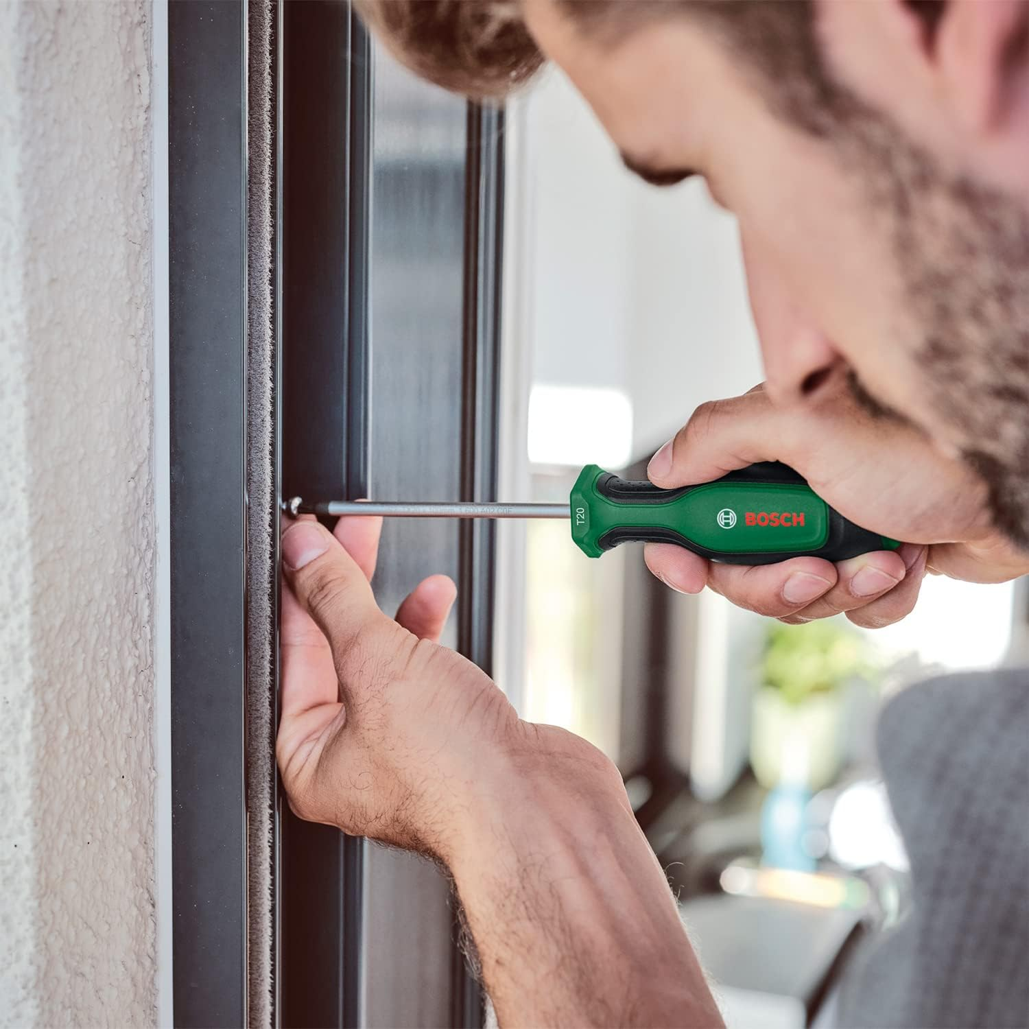 Bosch Home & Garden Screwdriver Set TX 5-Piece (5X High-Performance Screwdrivers for DIY; S2 Steel; Softgrip; Magnetic Tip) image number 3