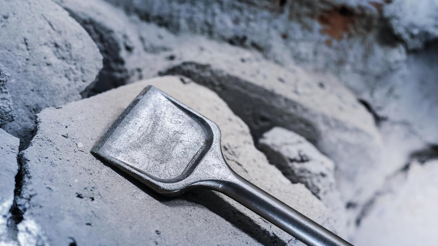 Bosch Accessories Professional SDS plus Spade Chisel (For Masonry, Mortar, 60Mm X 250Mm, Accessories for Rotary Hammer Drills) image number 4