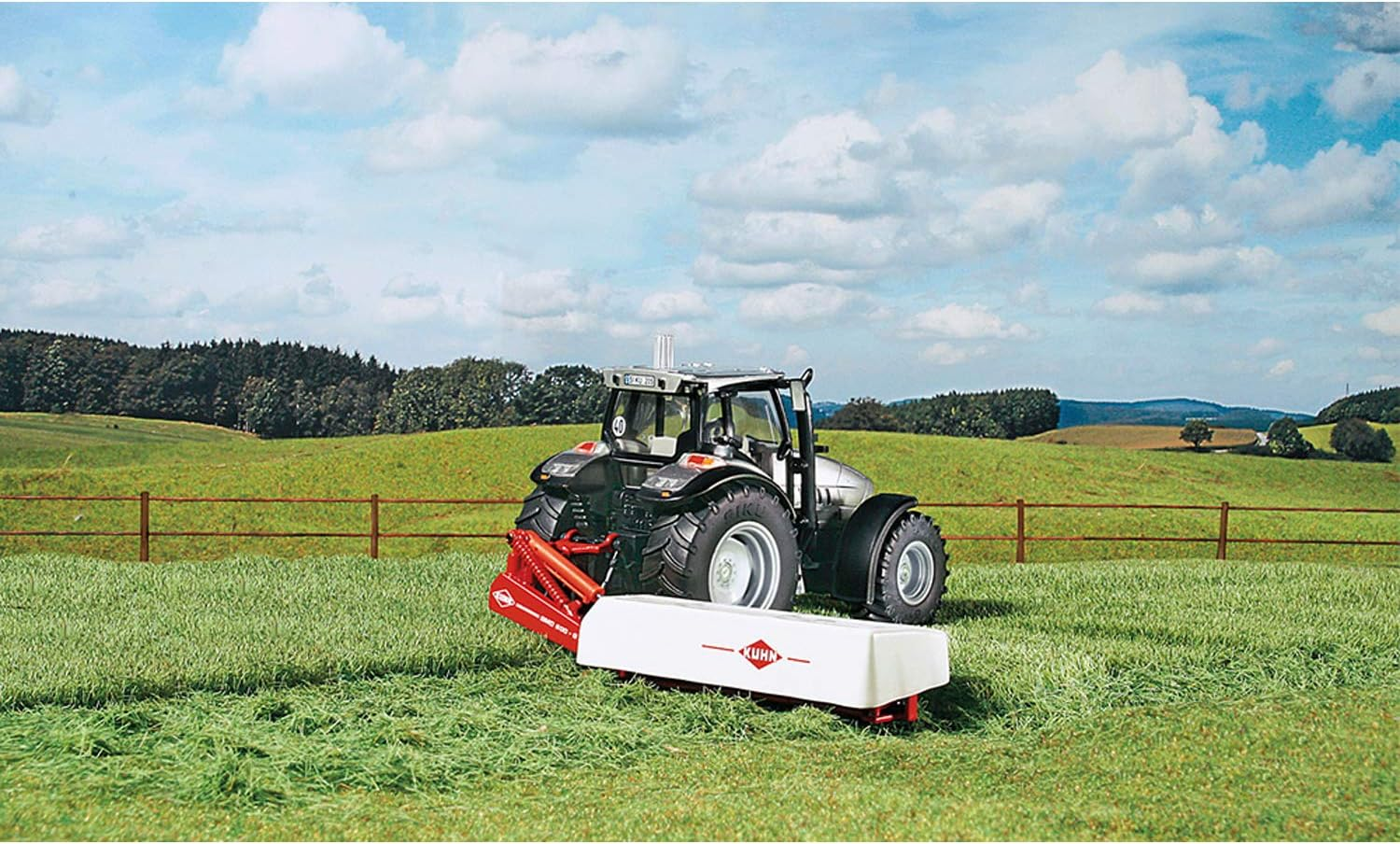 Siku 1:32 Kuhn Rear Disc Mower image number 1