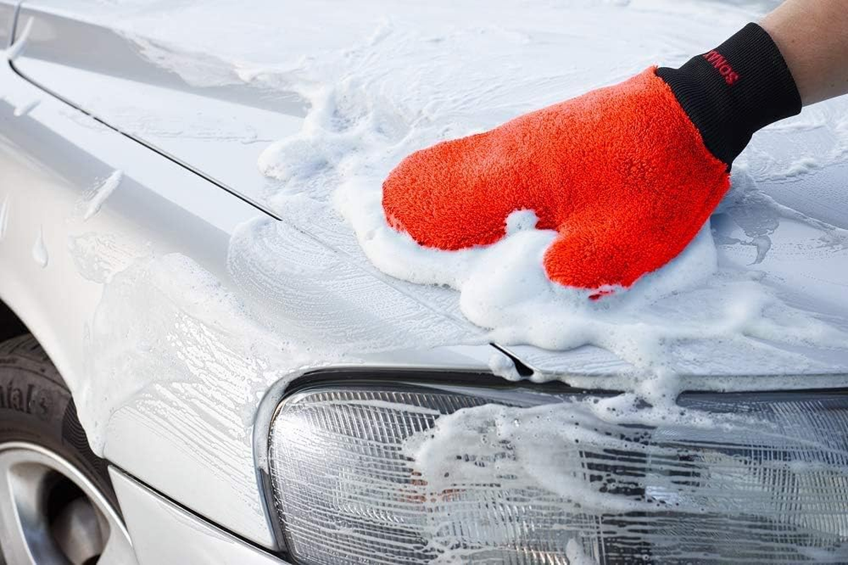 Sonax Microfibre Wash Glove (1 Piece) - Practical Car Wash Glove for the Gentle and Thorough Cleaning of Vehicle External Areas. Durable and Machine Washable | Item No. 04282000