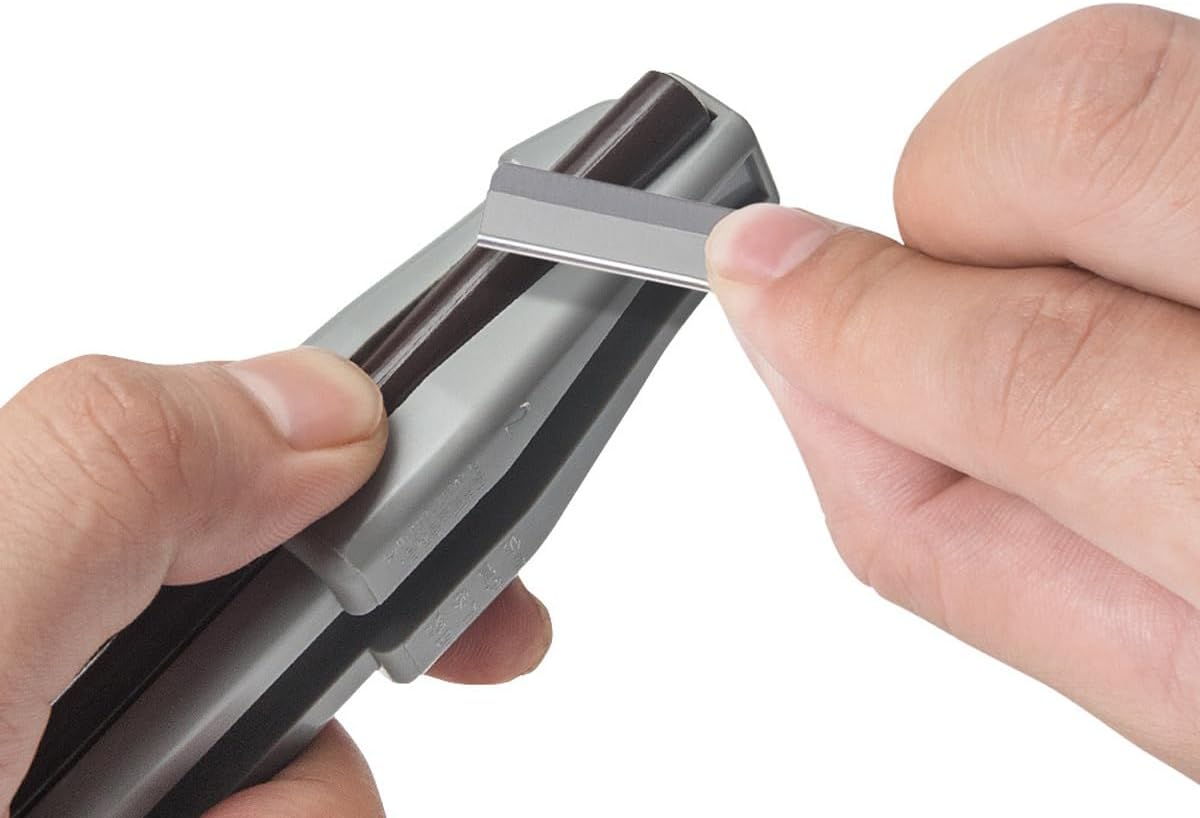 Hoite 2 in 1 Makeup Sharpeners Duckbill Shape for Eyebrow Eyeliner Lip Liner Pencils Gray PVC Material Portable Makeup Tool image number 1