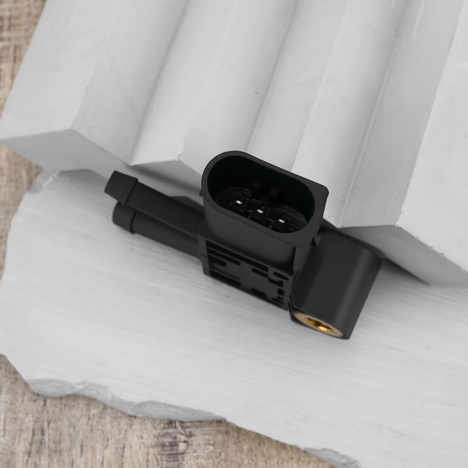 VGOL 1X Car Exhaust Pressure Sensor Differential Pressure Sensor 0281006278 56044587AC Compatible with Bosch Compatible with Benz