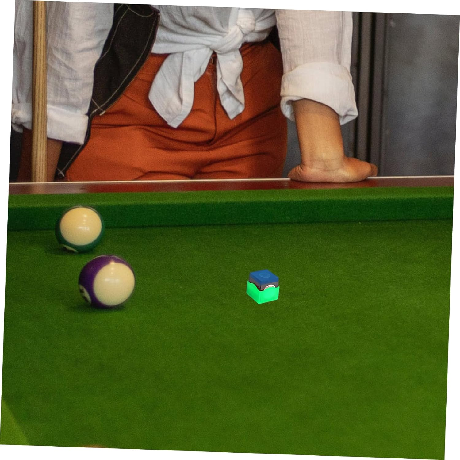 TOBBOMEY 12 Pcs Chocolate Powder Protective Cover Pool Table Chalk Holder Pool Chalk Holder Clip Billiards Accessories and Equipment Pool Cue Chalk Holder Sleeve Snooker Accessories Plastic image number 4