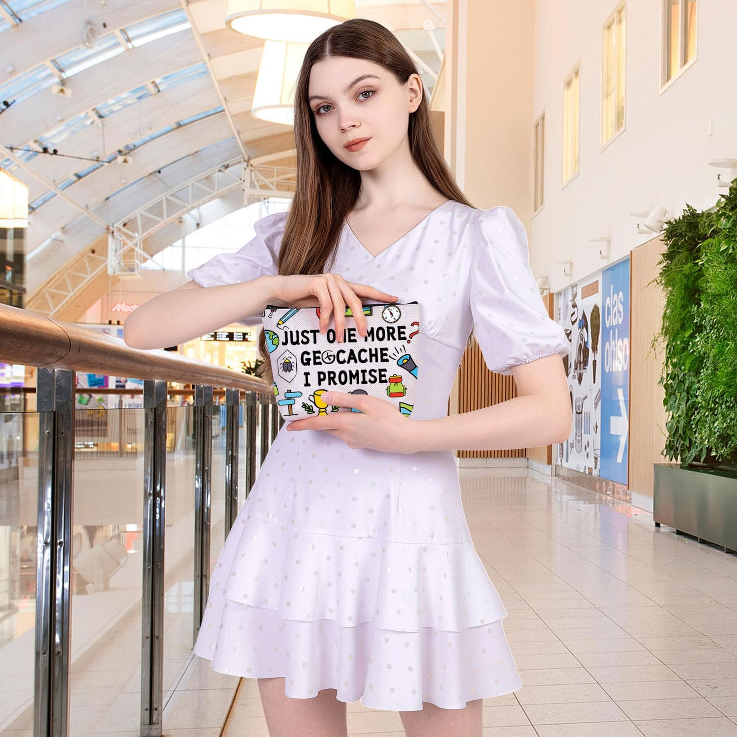 PLITI Funny Geocaching Gift for Geocacher Gift Just One More Geocache I Promise Makeup Bag Outdoor Lover Travel Bag, More Geocache U, Fashionable image number 3