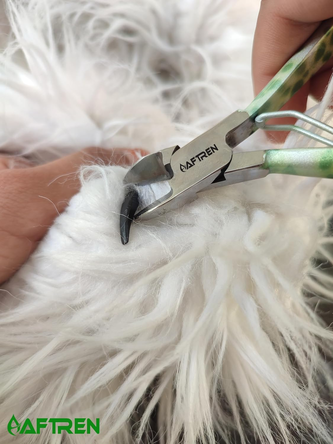 Dog Claw Care Toenail Clippers Professional Stainless Steel Nail Clippers Thick Puffy Nails Podiatrist Pedicure Tool Sharp Blade for Cats Dogs 5.5 Green image number 3