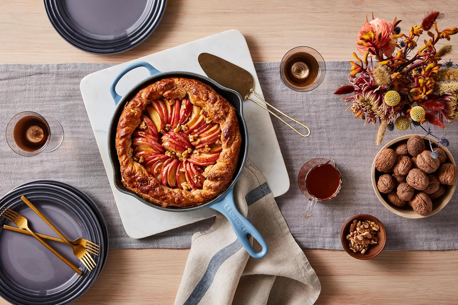 Le Creuset Enamelled Cast Iron Skillet 26Cm Chambray