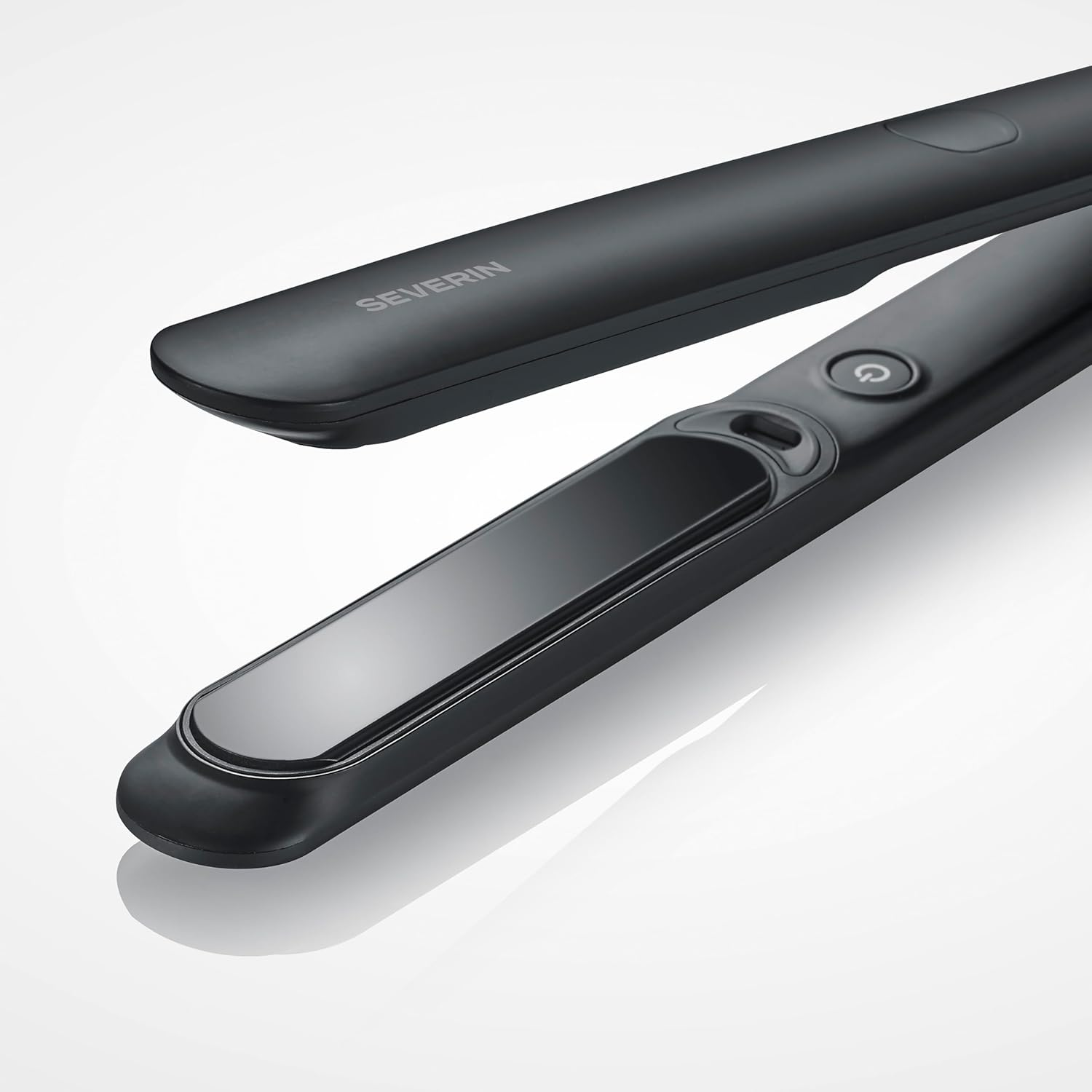 SEVERIN Hair Straightener, Ceramic Coated Hair Straightener for Even Heat Distribution, Ionic Technology: Less Frizz and More Shine, Fast Heating, 130-230&deg;C, HG 0622