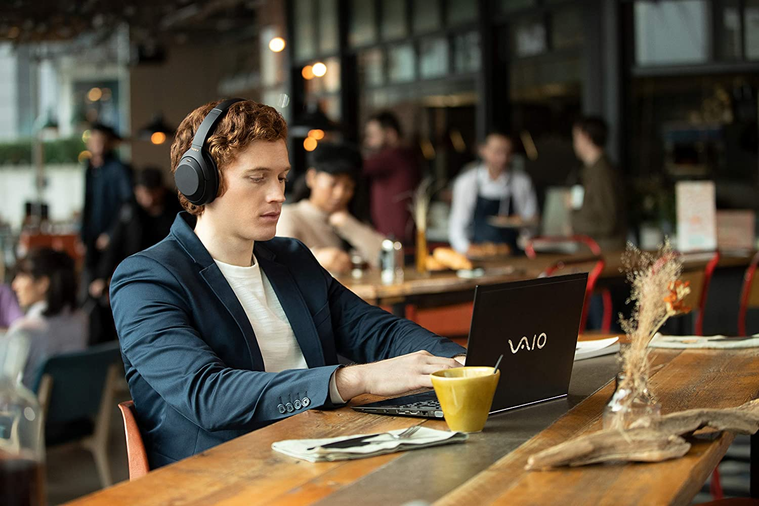 Sony WH1000XM4 Noise Canceling Wireless Headphones with Alexa Voice Control, up to 30 Hours Battery Life, Black (Pack of 3) image number 5