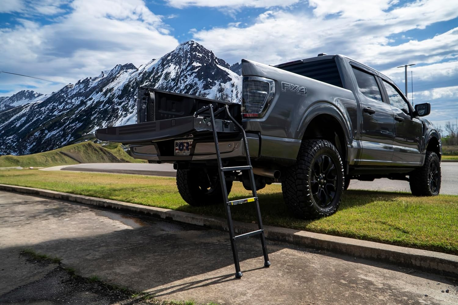 Traxions New Tailgate Ladder XL for All Trucks Including Lifted Trucks up to 50" Tailgate with Articulating Patent Pending Frame for Uneven Ground. image number 4