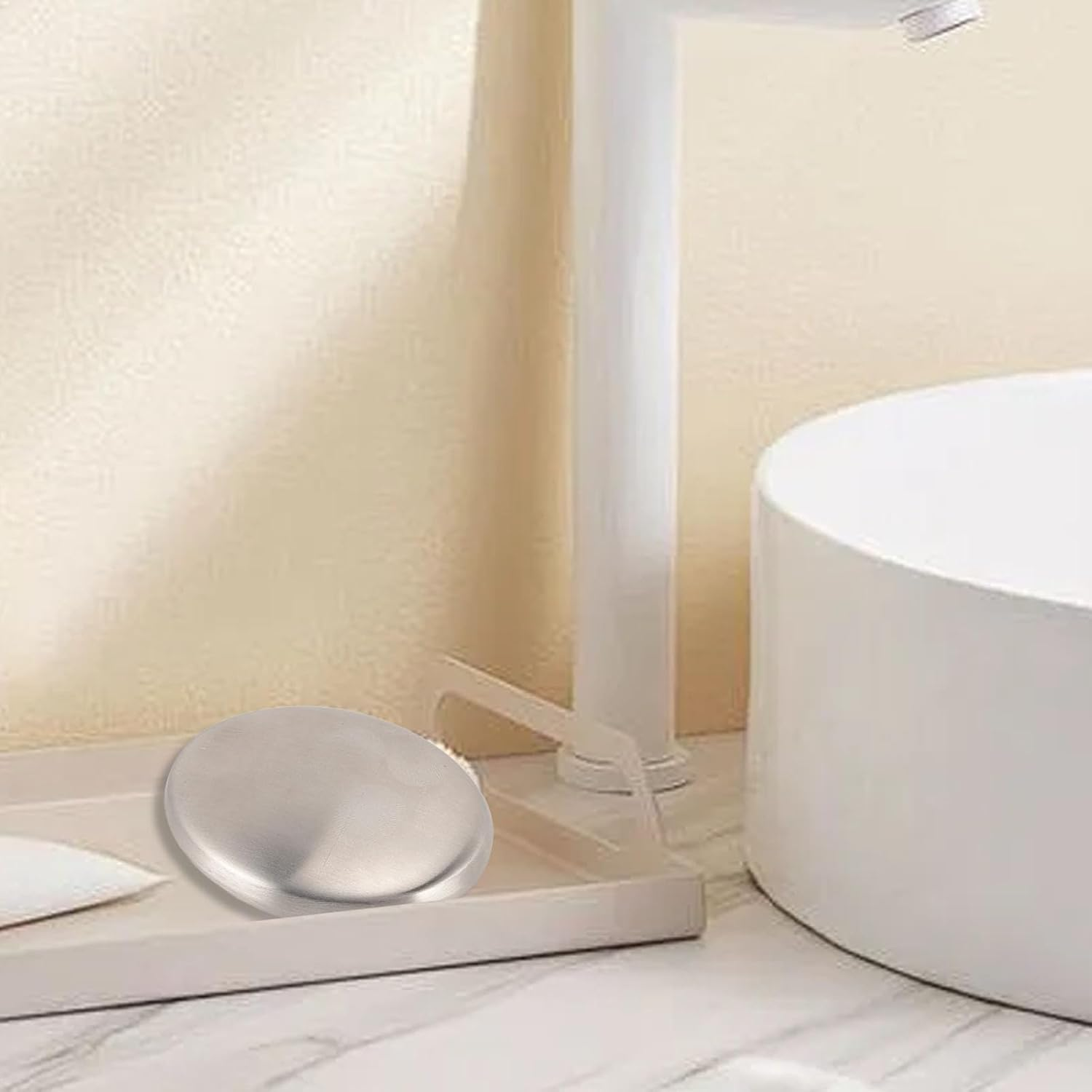 Metal Soap Bar - Hand Wash Kitchen Gadget | Stainless Steel Soap Bar | Multi Fuctional Kitchen & Outdoor Essential for Removing Fish Garlic Onion Smell (1Pcs) image number 2