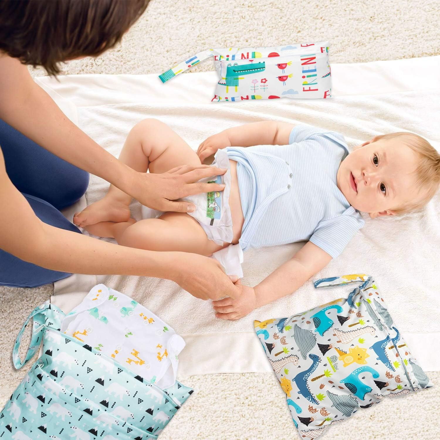 R Horse 5 Pcs Waterproof Reusable Wet Bag Diaper Baby Cloth Diaper Wet Dry Bags with 2 Zippered Pockets Travel Beach Pool Bag with Polar Bear Dinosaur Animal Alphabet Crocodile Pattern (3 Sizes)