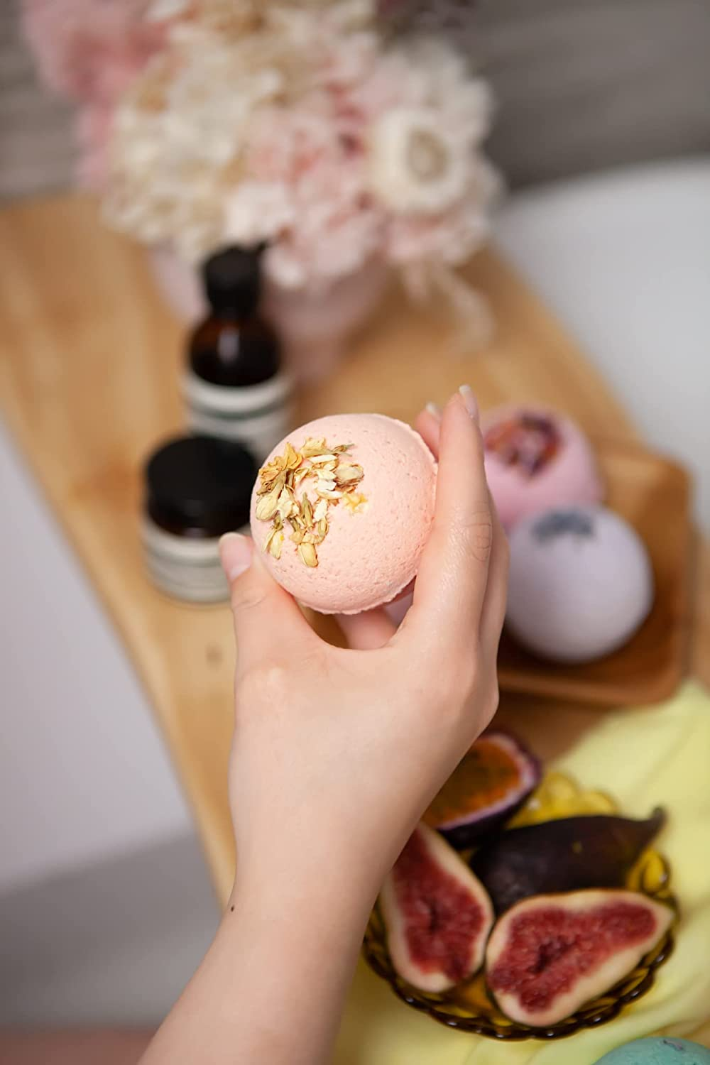 Pangolin House 9 Organic and Natural Bath Bomb Gift Set. Australian Handmade Fizzies for Bubble Bath. Rich in Essential Oil, Shea Butter, Jojoba Oil to Moisturise Dry Skin. Idea for Women. image number 5