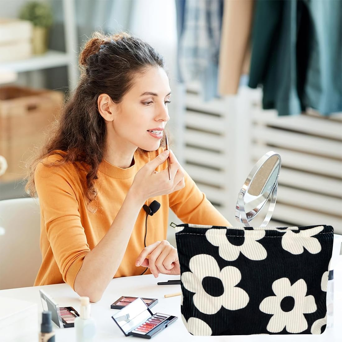 JYNVO Cosmetic Bag Small Flower Make up Bag Women Girls Makeup Bag Organiser for Travel Gift - Black image number 1