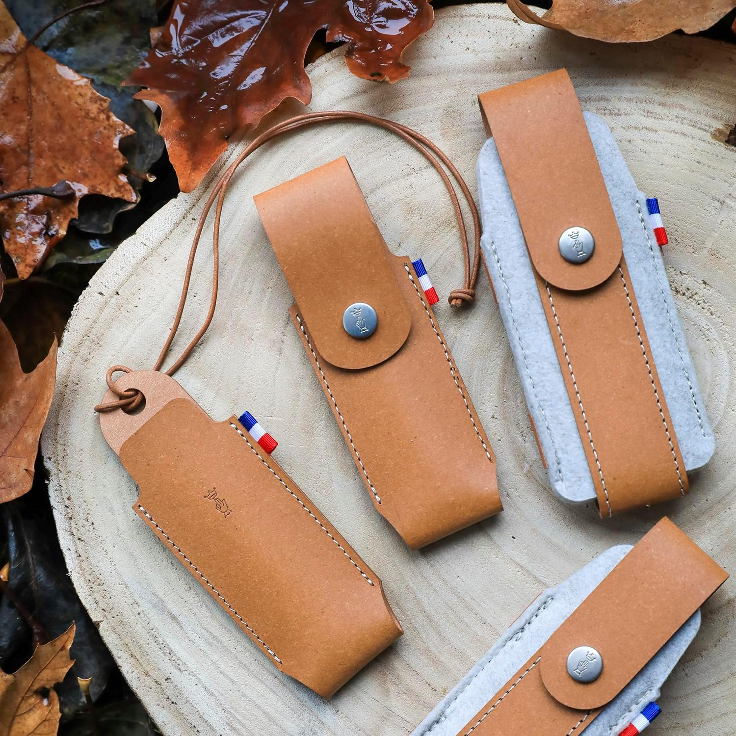 OPINEL Minimalist Regenerated Leather Knife Case - Brown - Sustainable Case N&deg;07, N&deg;08, N&deg;09 & Effil&eacute; 8/10 image number 2