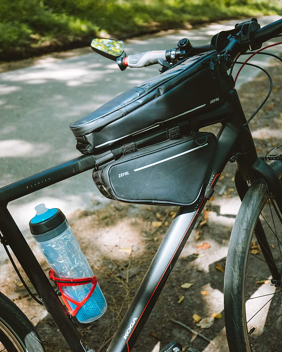 Zefal 1667 Insulated Drink Bottle, ARCTICA PRO 55, Silver/Blue, 19.7 Fl Oz (550 Ml) image number 4