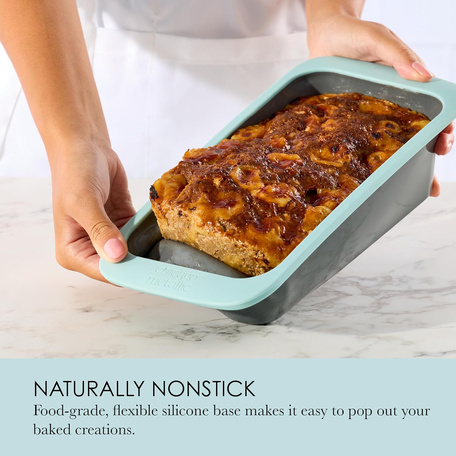 Chicago Metallic Silicone Loaf Pan, 5X9-Inch Nonstick Bakeware with Wire-Reinforced Rim, Bpa-Free Food-Grade Silicone, Oven Safe to 428&deg;F, Dishwasher Safe, Easy Bread Release image number 3