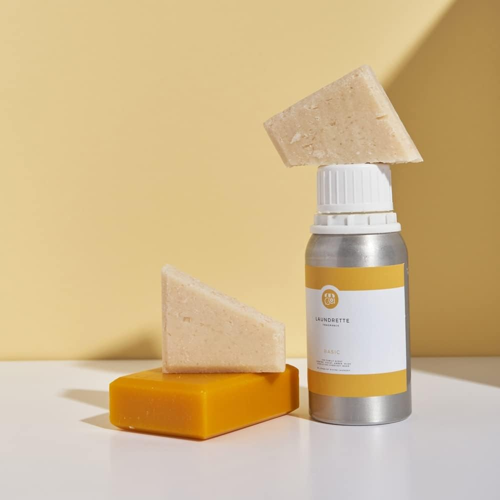 Laundry Perfume, Odor Eliminator, LAUNDRETTE Fragrance BASIC, Fresh Floral & Sandalwood, Intense and Long Lasting, 24 Loads, 60Ml image number 3