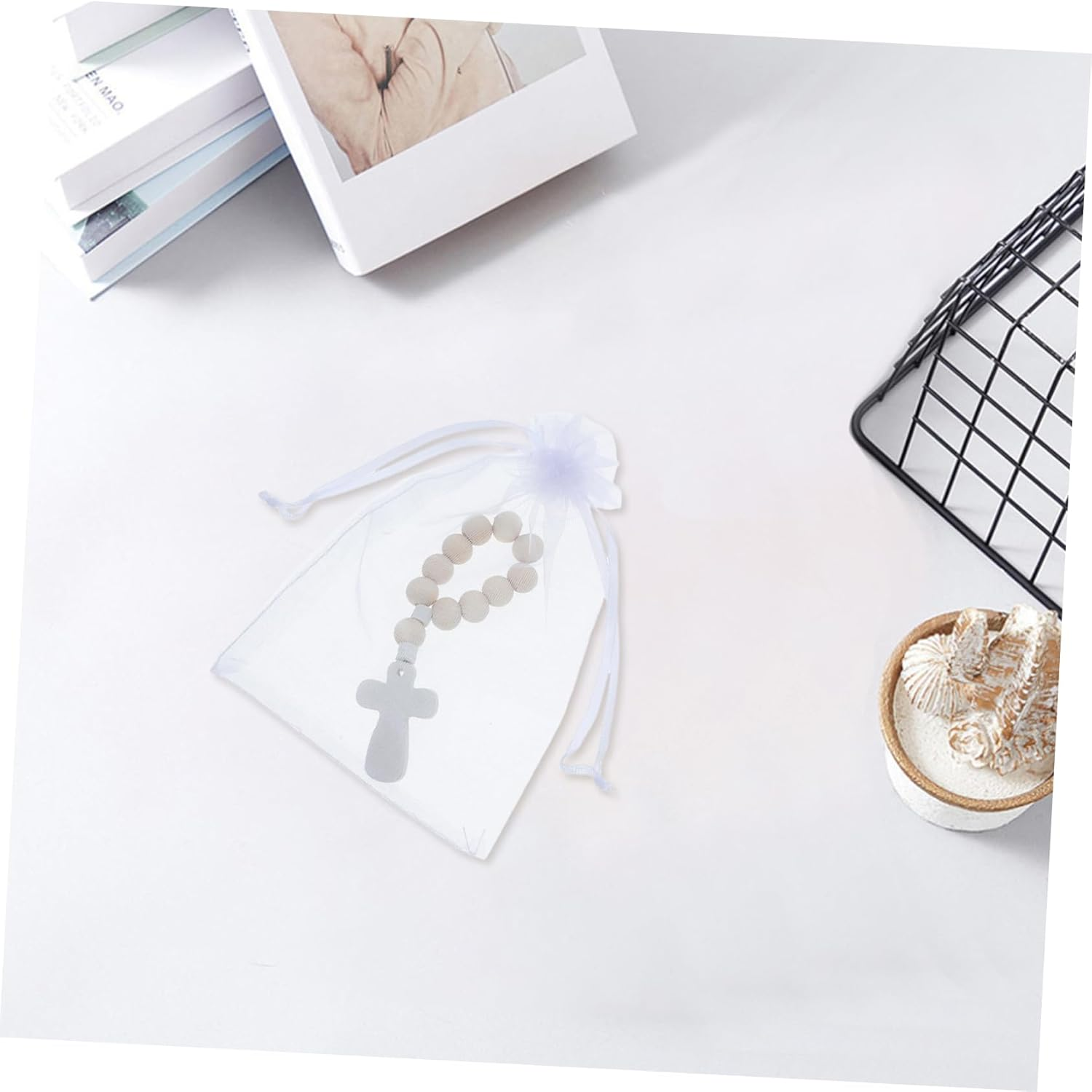 Homoyoyo 40Sets Wooden Rosary Beads Mesh Bags for Baptism Prayer Christian Party Favors Small Rosary Mesh Bags Religious Prayer image number 1