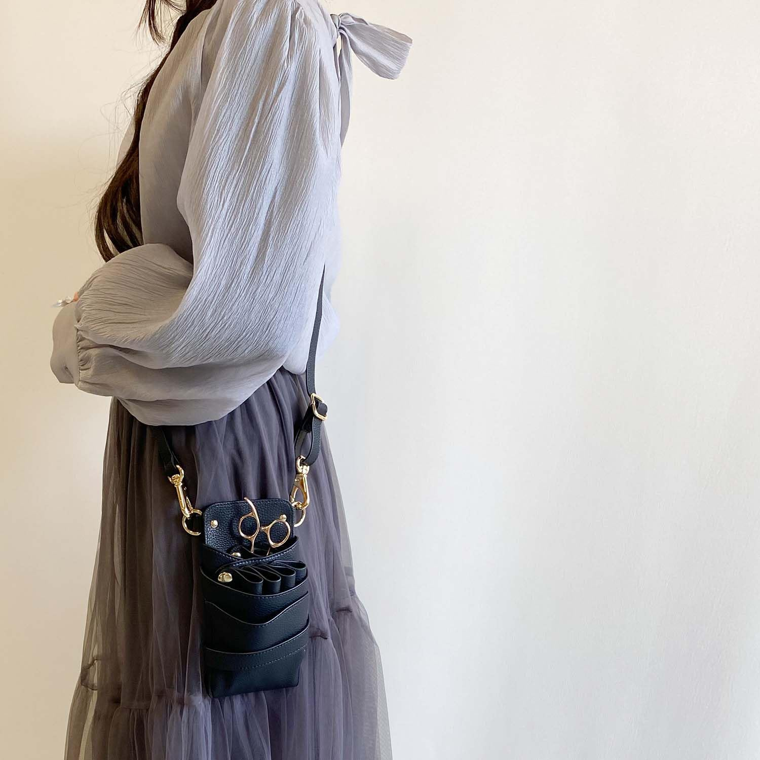 Dees Products Siena Black Gold Hardware Scissor Case Black image number 5